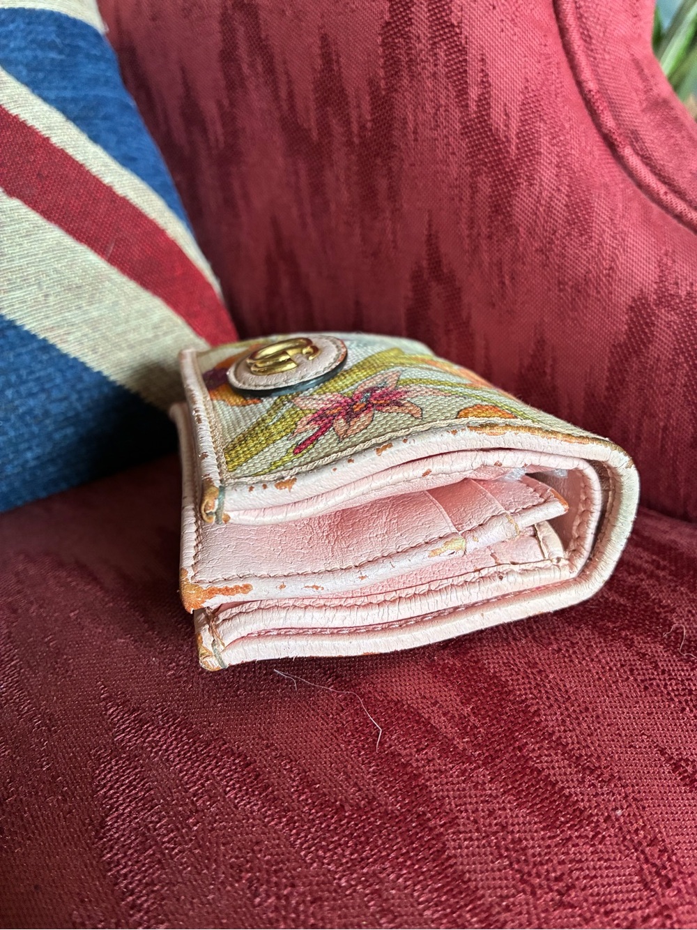 Gucci Floral GG Marmot Canvas Wallet in Pastel Pink and Multicolor - Picture 14 of 16